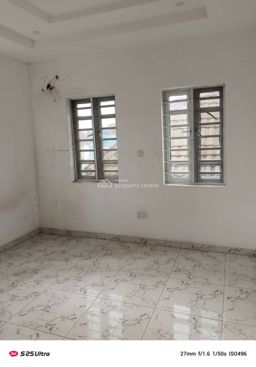 Fully Serviced 2 Bedroom Flat Upstairs, Agungi, Lekki, Lagos, Flat / Apartment for Rent