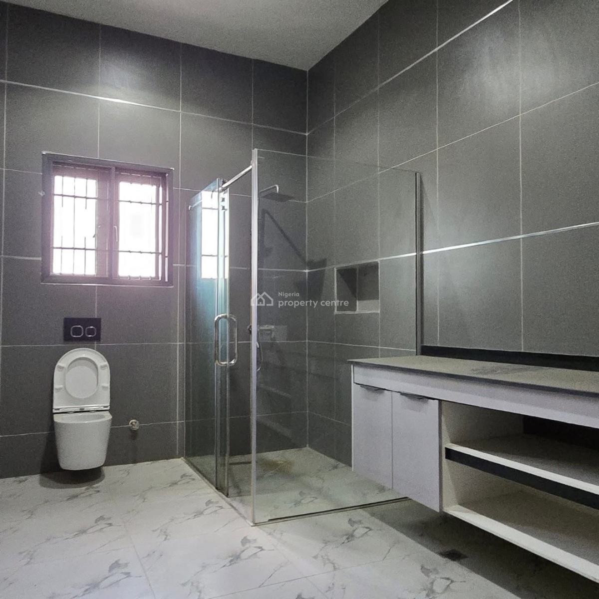 7 Bedrooms Ambassadorial Serviced Mansion,bq,chalet,pool,elevator,cctv, Guzape District, Abuja, Detached Duplex for Sale