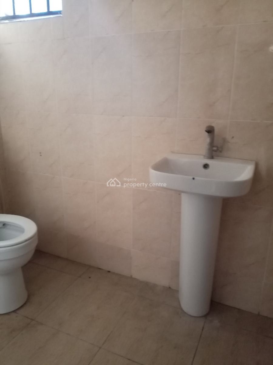 a Luxury Mini Flat, Off Badore Express Road, Badore, Ajah, Lagos, Mini Flat (room and Parlour) for Rent