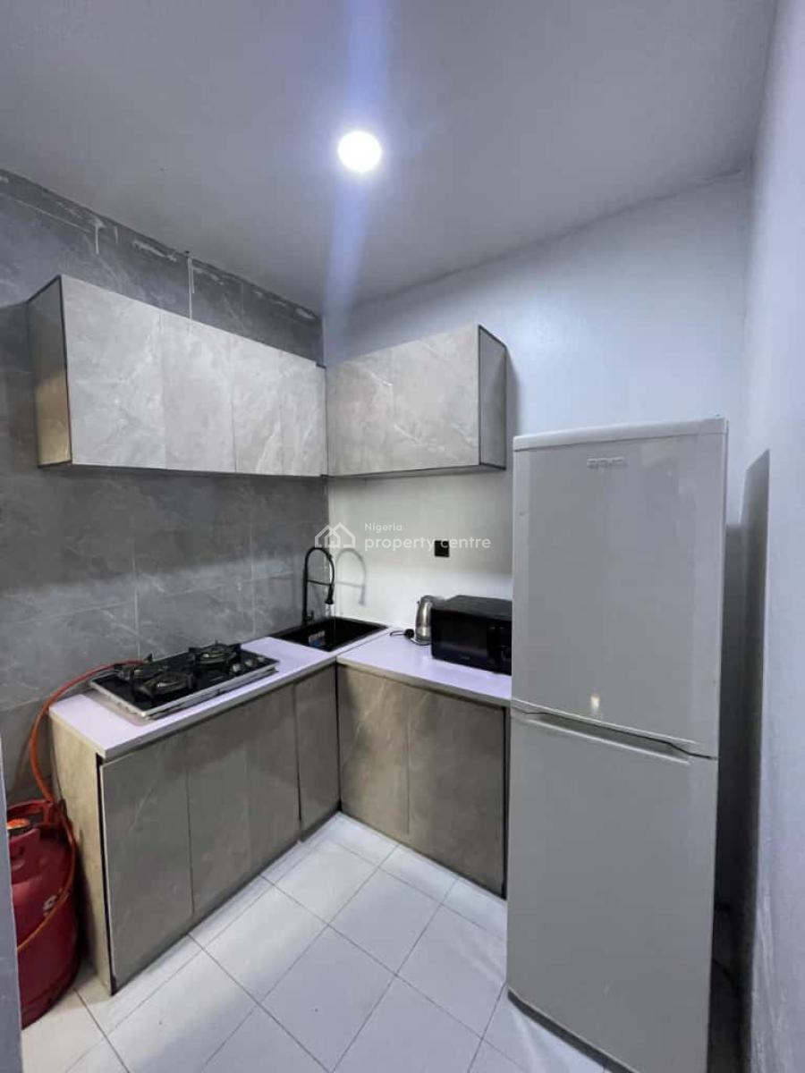 Fully Furnished Standard Miniflat in an Estate, Osapa, Lekki, Lagos, Mini Flat (room and Parlour) for Rent