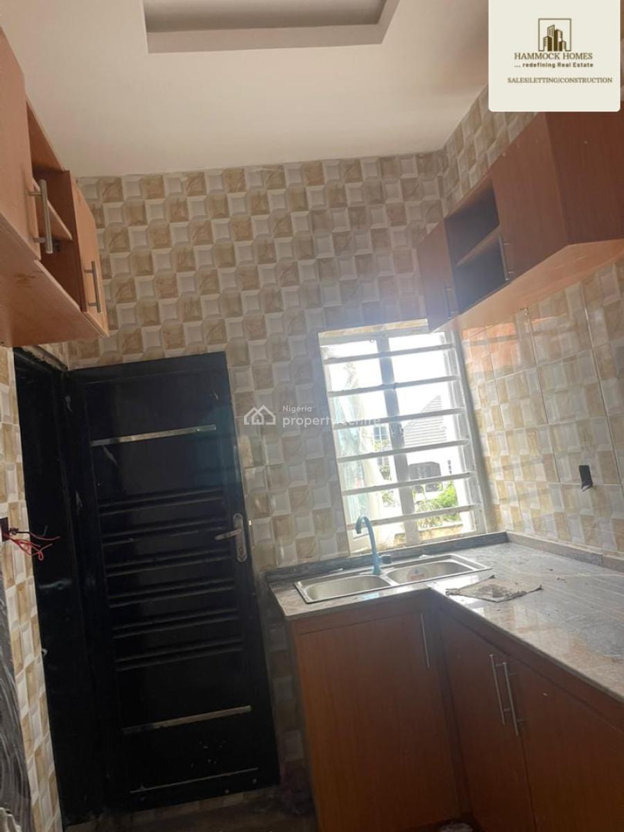 Tastefully Finished 2-bedroom Flats in a Serene & Secure Compound, Bodija Estate, New Bodija, Ibadan, Oyo, Flat / Apartment for Rent