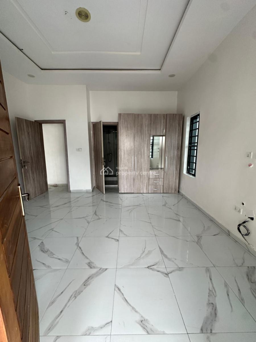Spotless Master Bedroom + Parlor Space (video Available), Arthur Court @ Royal Pine Estate Gate 1, Orchid Road, Lekki, Lagos, Mini Flat (room and Parlour) for Rent