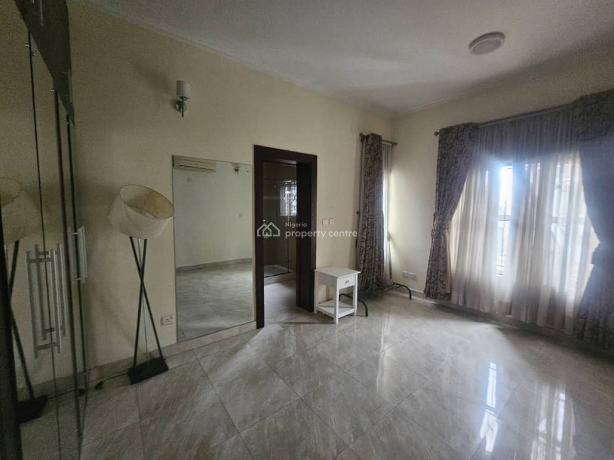 Commercial Building, Victoria Island (vi), Lagos, Commercial Property for Rent
