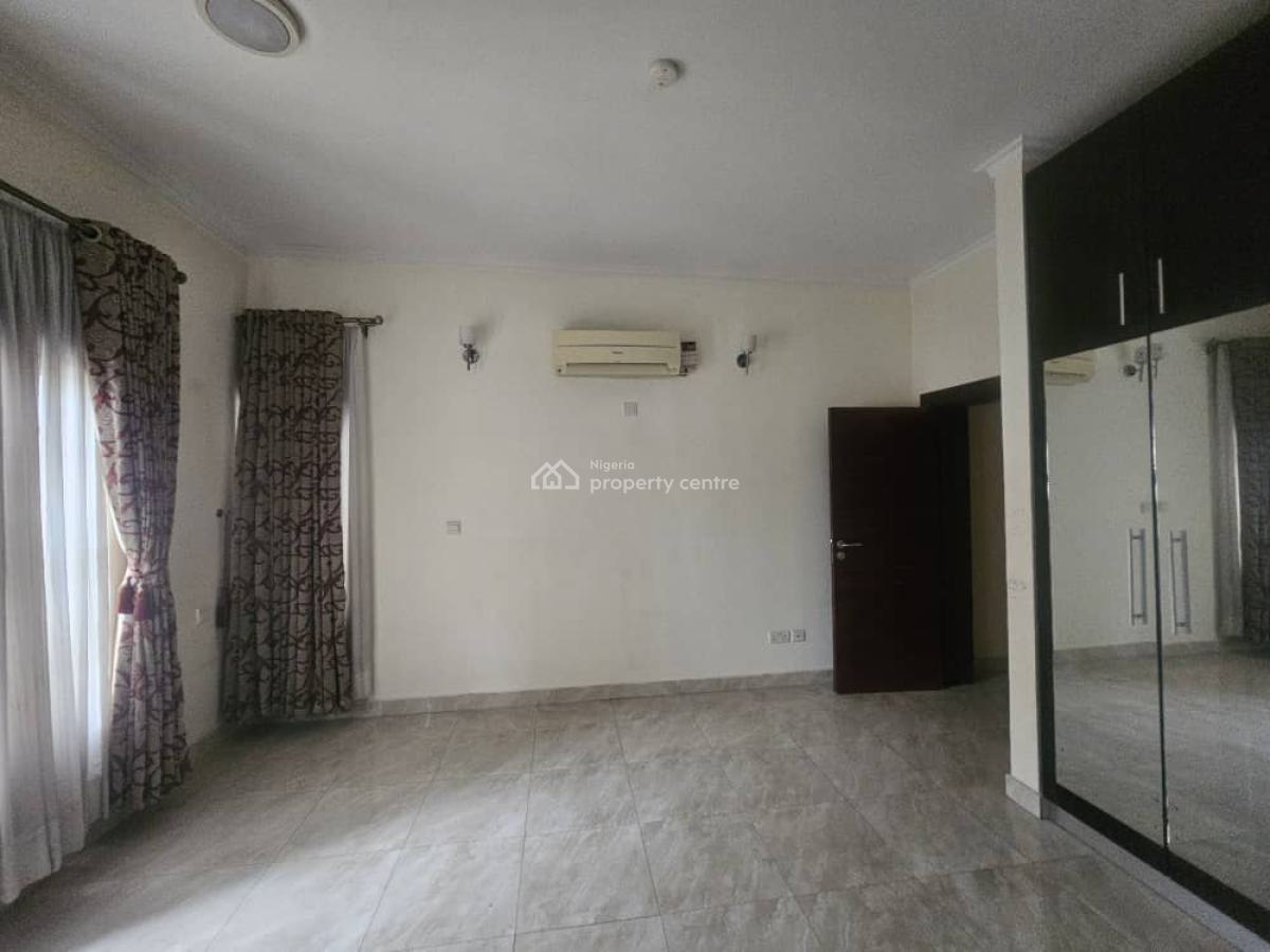 Commercial Building, Victoria Island (vi), Lagos, Commercial Property for Rent