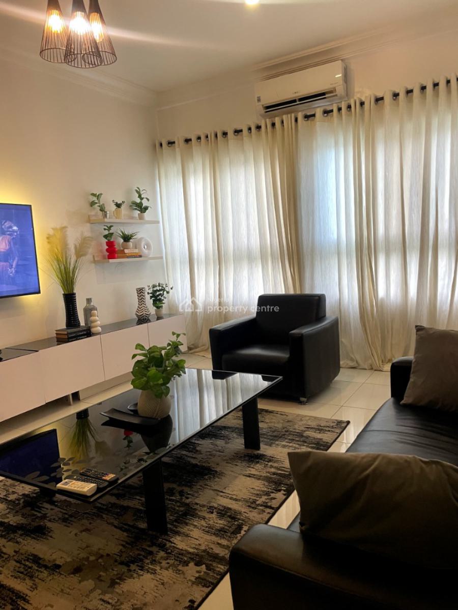 Lush 2 Bedroom Apartment, Off Admiralty Way, Lekki Phase 1, Lekki, Lagos, Flat / Apartment Short Let