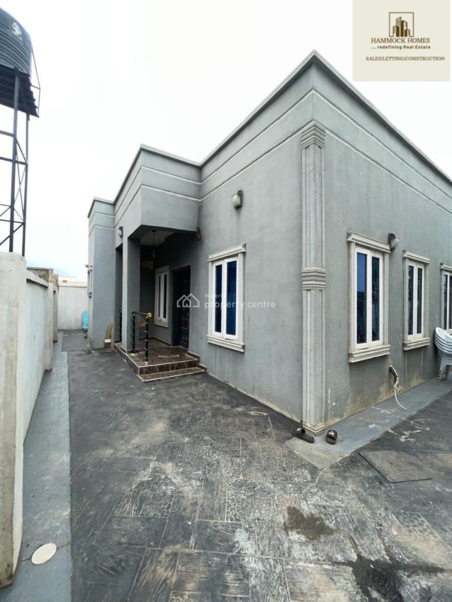Well-maintained 2-bedroom Bungalow, Kolapo Ishola Gra Ii, Akobo, Ibadan, Oyo, Detached Bungalow for Rent