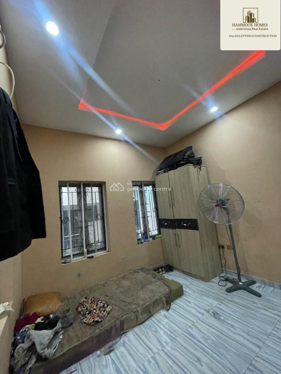 Well-maintained 2-bedroom Bungalow, Kolapo Ishola Gra Ii, Akobo, Ibadan, Oyo, Detached Bungalow for Rent