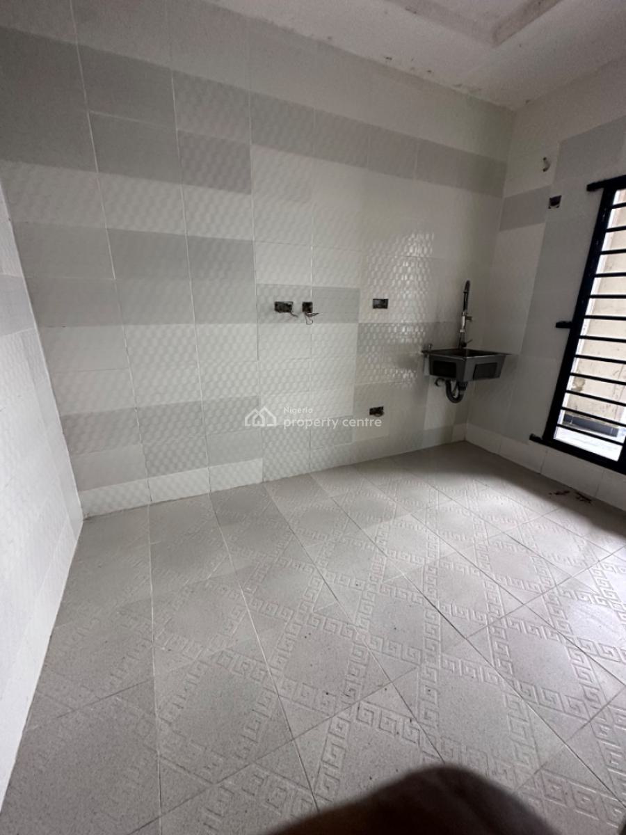 5 Bedroom Terrace House, 2 Floor at Ocean Bay Estate Off Orchid Road, Lekki Phase 1, Lekki, Lagos, Terraced Duplex for Sale
