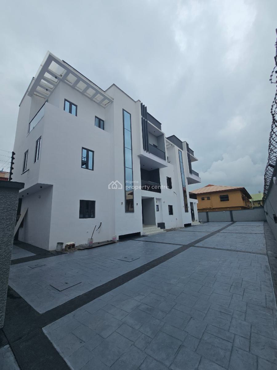 4 Bedroom Semi Detached Duplex with a Room Bq, Gra Phase 1, Magodo, Lagos, Semi-detached Duplex for Sale