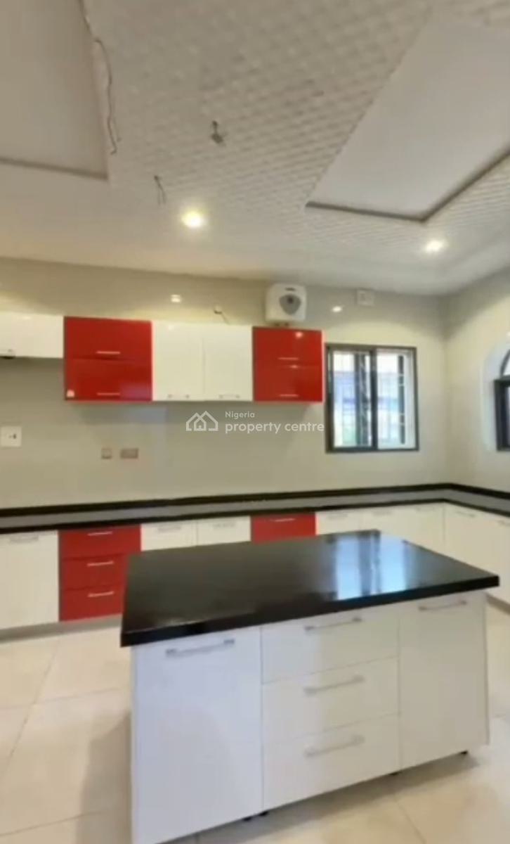 a Luxury Hilltop 6 Bedroom Mansion, Guzape District, Abuja, Detached Duplex for Sale