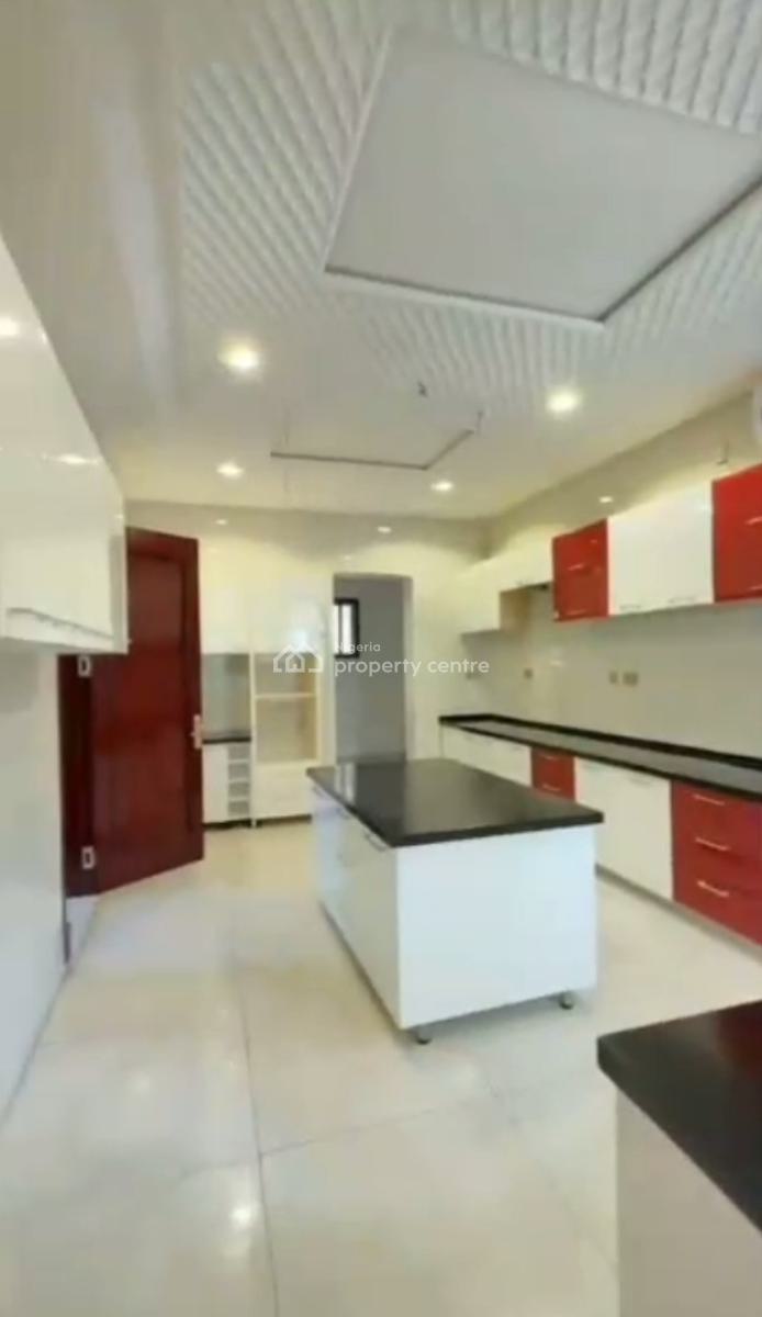 a Luxury Hilltop 6 Bedroom Mansion, Guzape District, Abuja, Detached Duplex for Sale