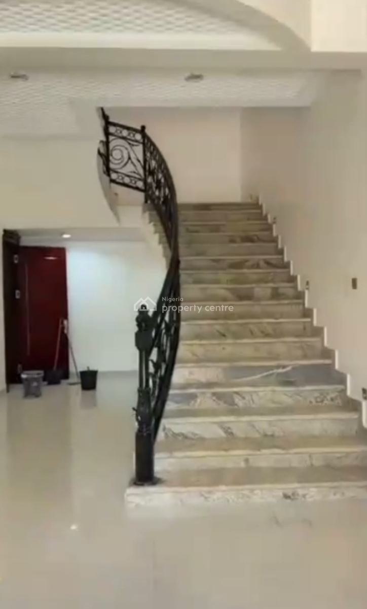 a Luxury Hilltop 6 Bedroom Mansion, Guzape District, Abuja, Detached Duplex for Sale