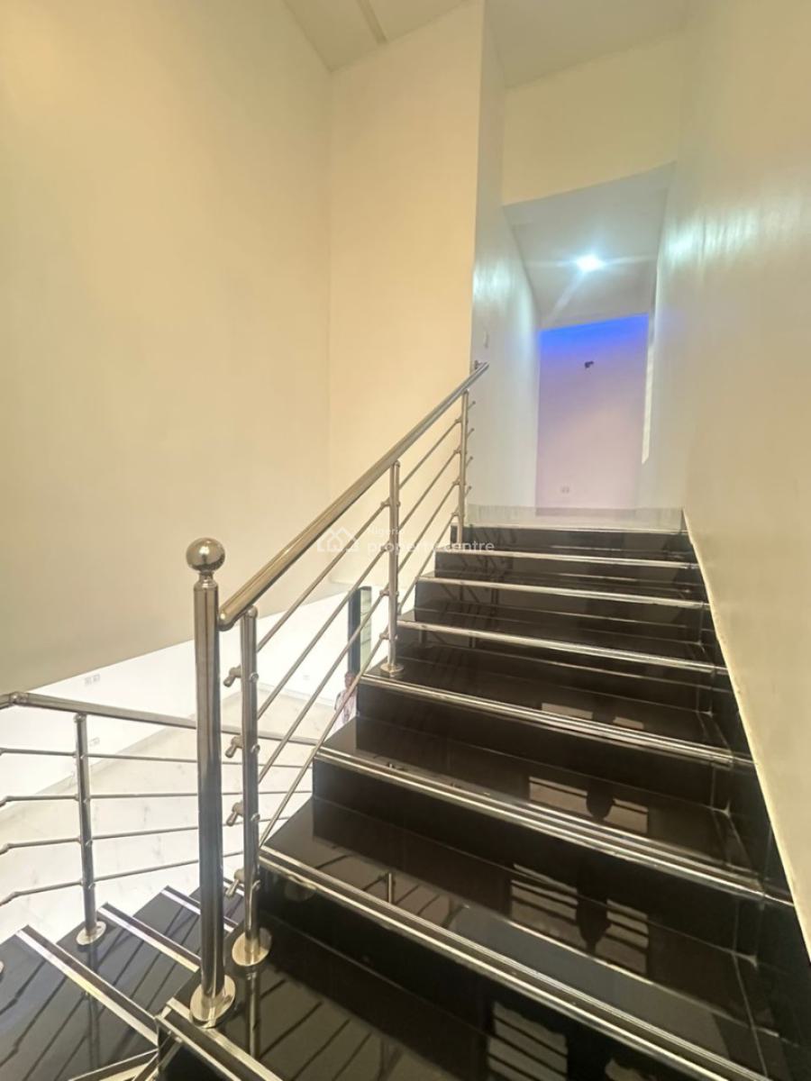 Classic 4 Bedroom Semi Detached Duplex in a Secure Estate, Chevron, Lekki, Lagos, Semi-detached Duplex for Sale