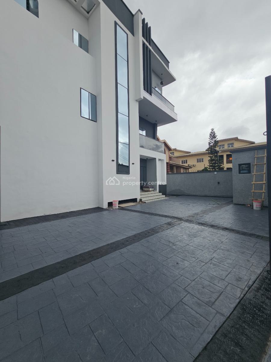 Luxury 4 Bedroom Fully Detached Duplex in a Secured Estate, Gra Phase 1, Magodo, Lagos, Detached Duplex for Sale