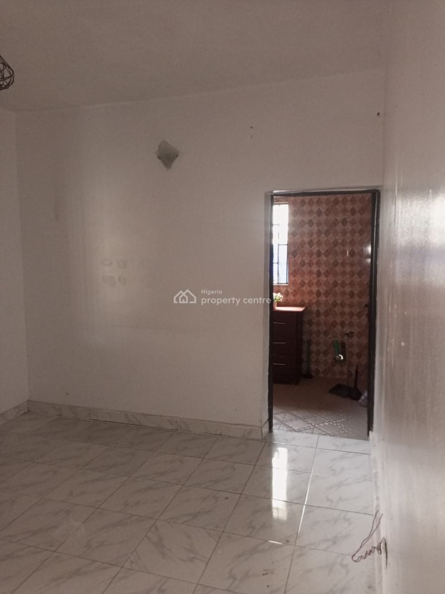 Large 2 Bedroom Apartment, Igbo Efon, Lekki, Lagos, Flat / Apartment for Rent