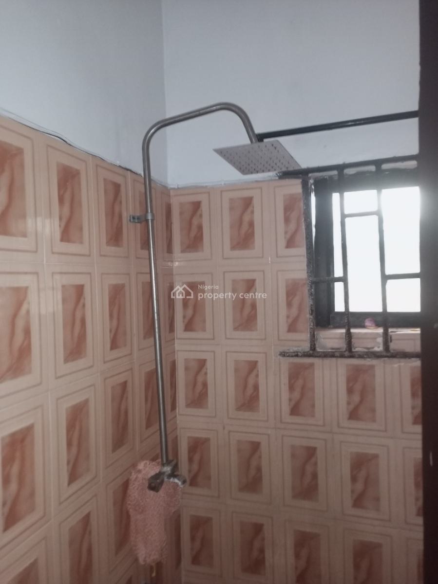 Large 2 Bedroom Apartment, Igbo Efon, Lekki, Lagos, Flat / Apartment for Rent