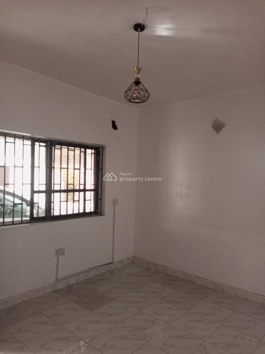 Large 2 Bedroom Apartment, Igbo Efon, Lekki, Lagos, Flat / Apartment for Rent