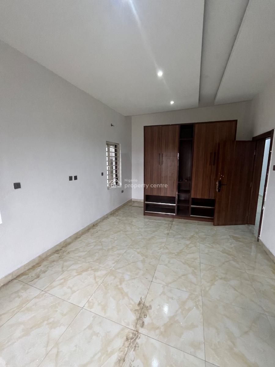 Luxury Excellent Spacious 3 Bedroom Flat with 24 Hours Light, Abraham Adesanya, Ajah, Lagos, Flat / Apartment for Rent