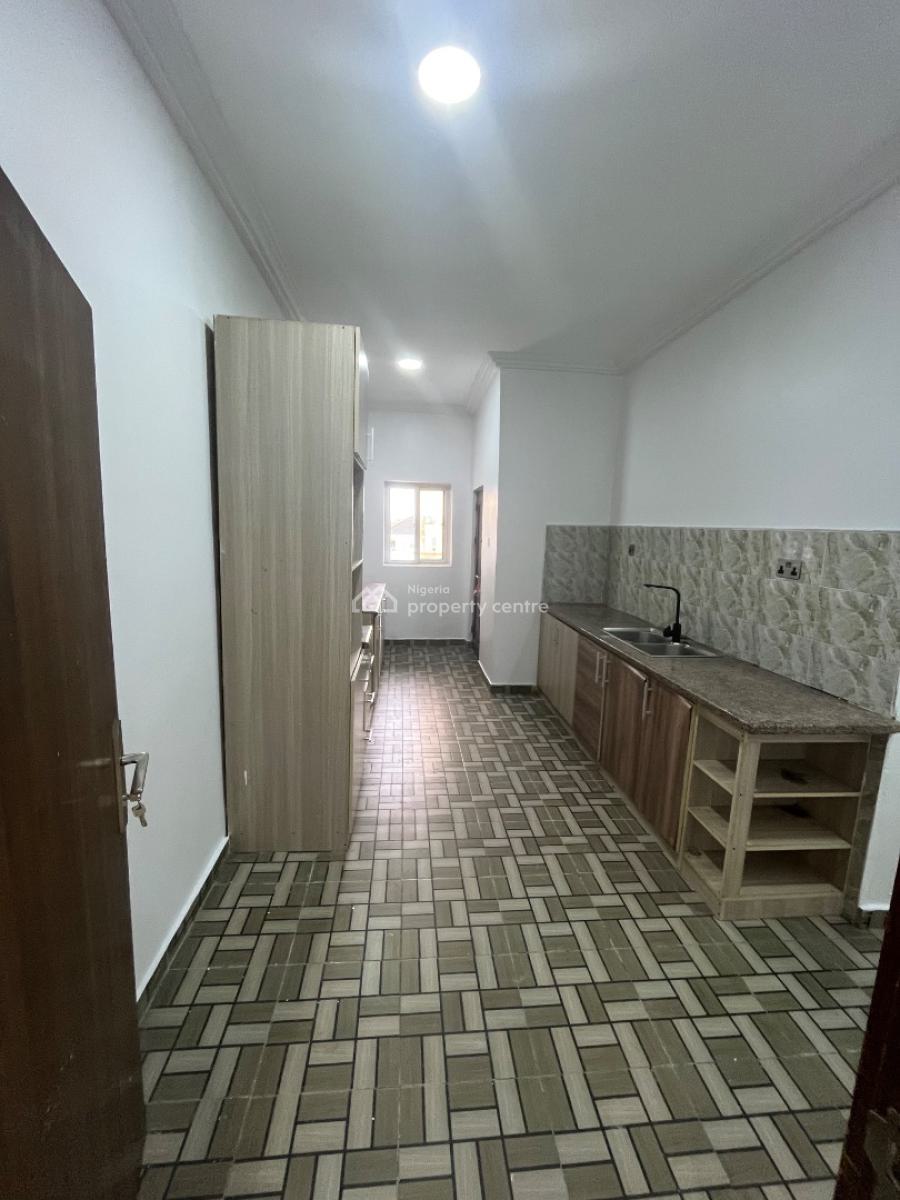 Luxury Excellent Spacious 3 Bedroom Flat with 24 Hours Light, Abraham Adesanya, Ajah, Lagos, Flat / Apartment for Rent