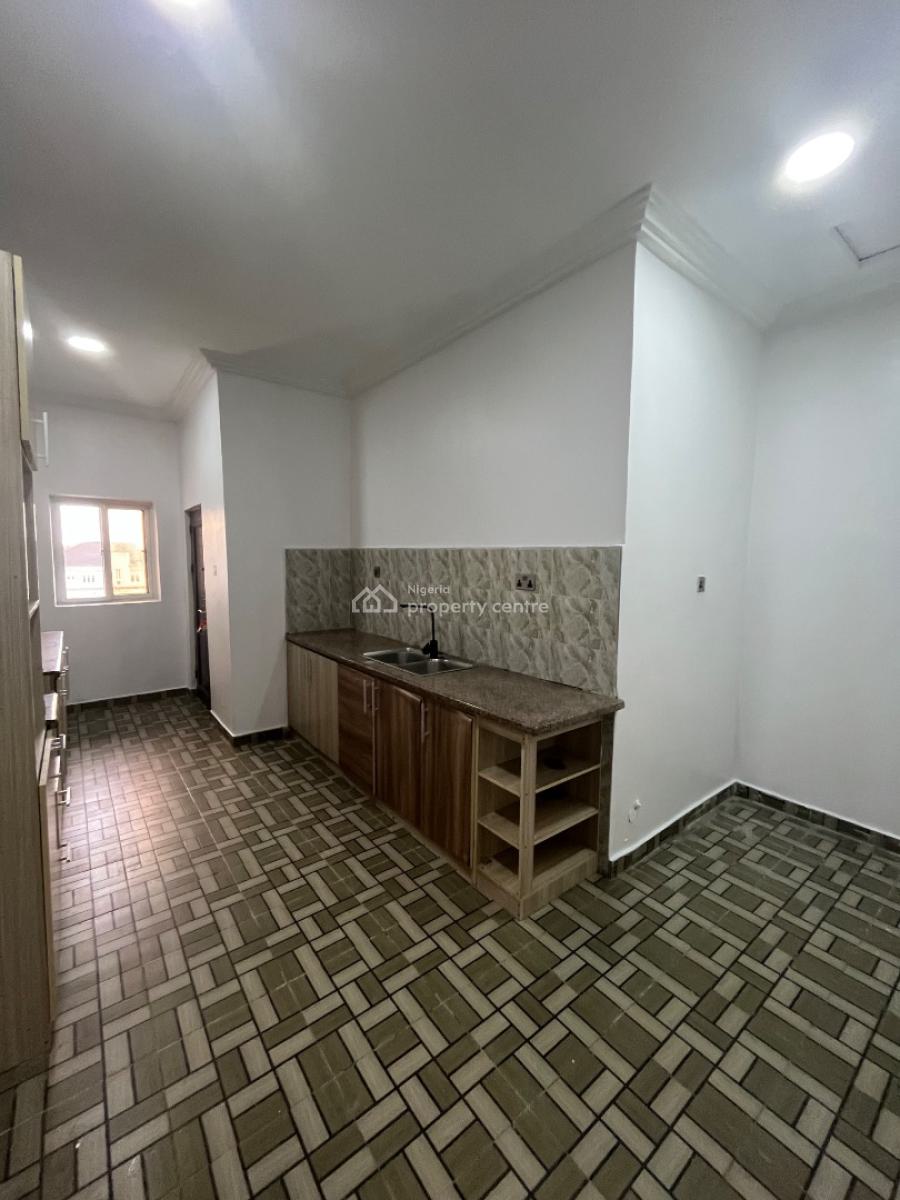 Luxury Excellent Spacious 3 Bedroom Flat with 24 Hours Light, Abraham Adesanya, Ajah, Lagos, Flat / Apartment for Rent