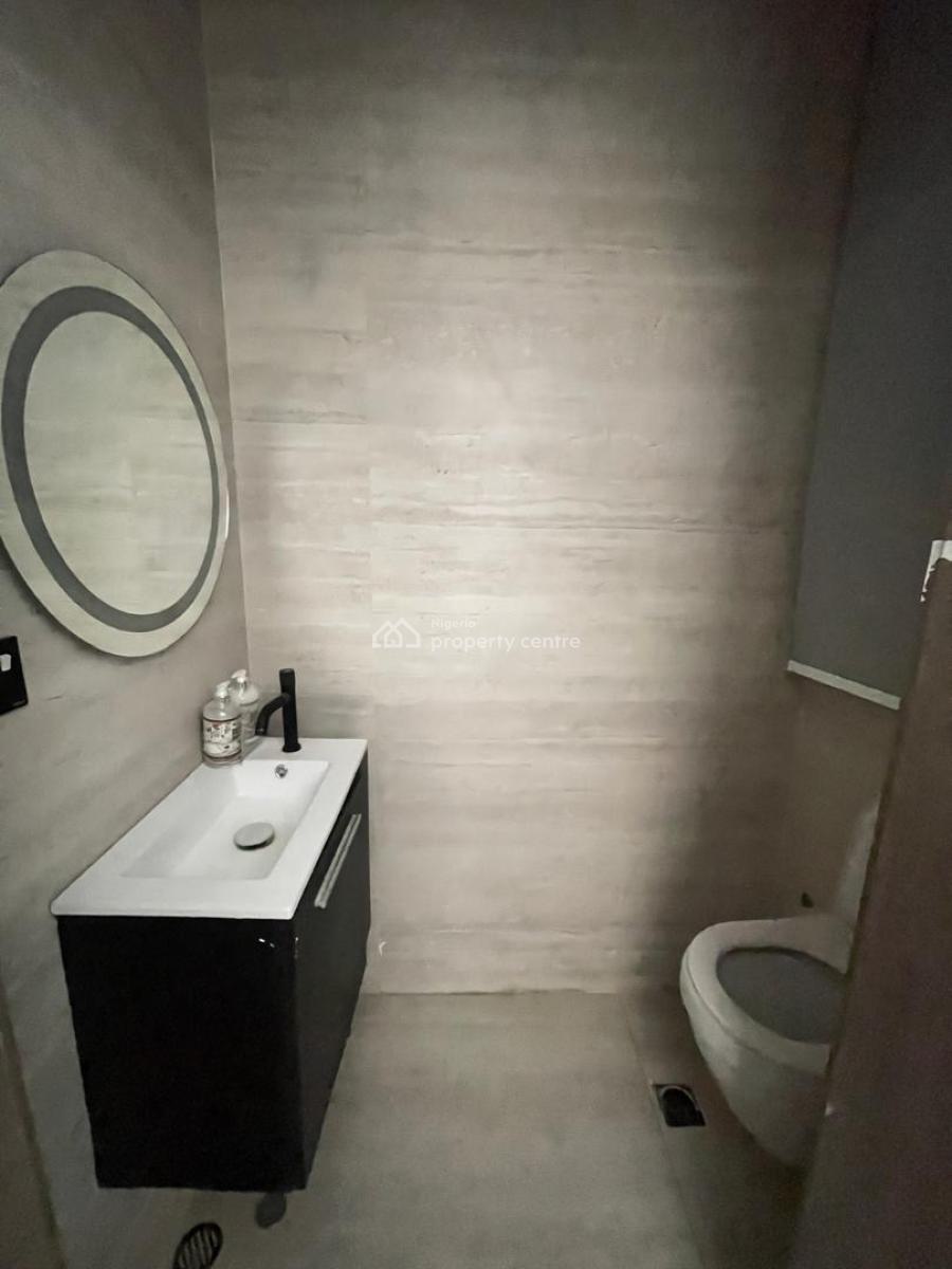 Beautifully Built 2 Bedroom Luxury Apartment with Pool and Elevator, Lekki Phase 1, Lekki, Lagos, Flat / Apartment for Sale