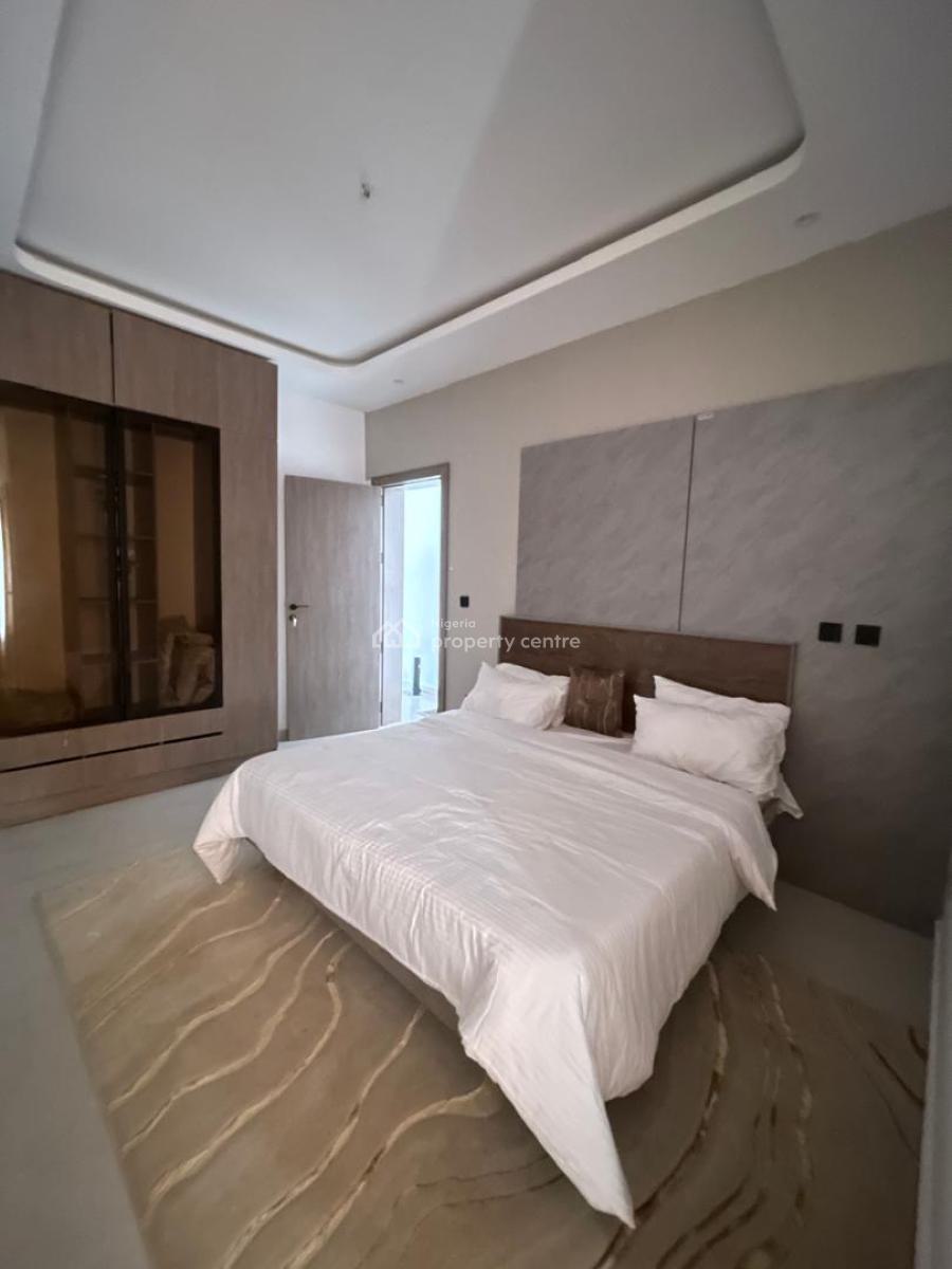 Beautifully Built 2 Bedroom Luxury Apartment with Pool and Elevator, Lekki Phase 1, Lekki, Lagos, Flat / Apartment for Sale