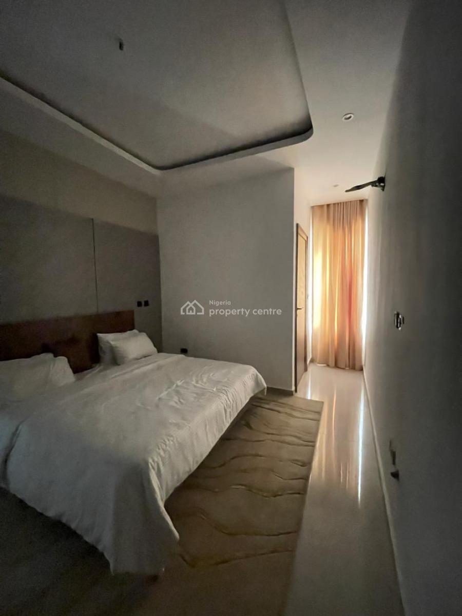 Beautifully Built 2 Bedroom Luxury Apartment with Pool and Elevator, Lekki Phase 1, Lekki, Lagos, Flat / Apartment for Sale