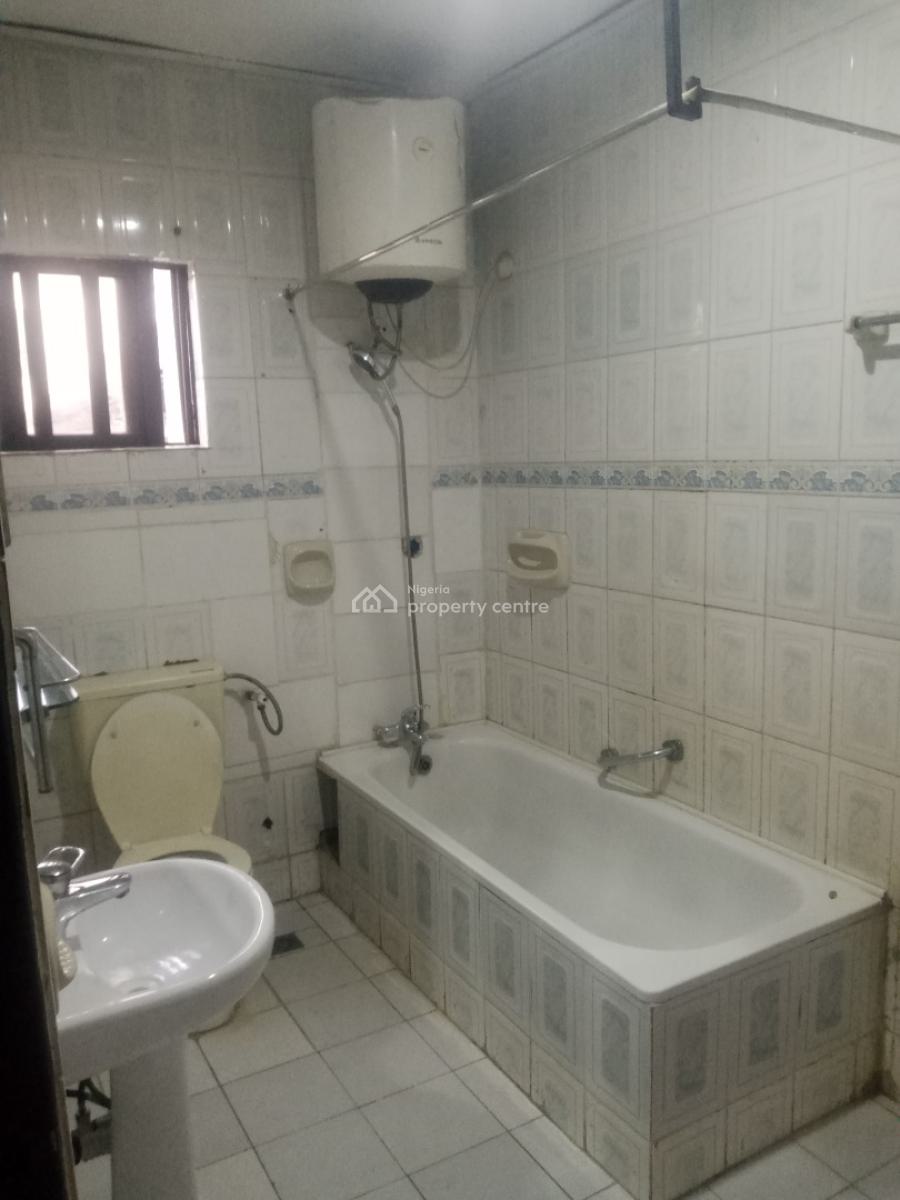 Clean Luxury Spacious 3 Bedroom Apartment, Wuse 2, Abuja, Flat / Apartment for Rent