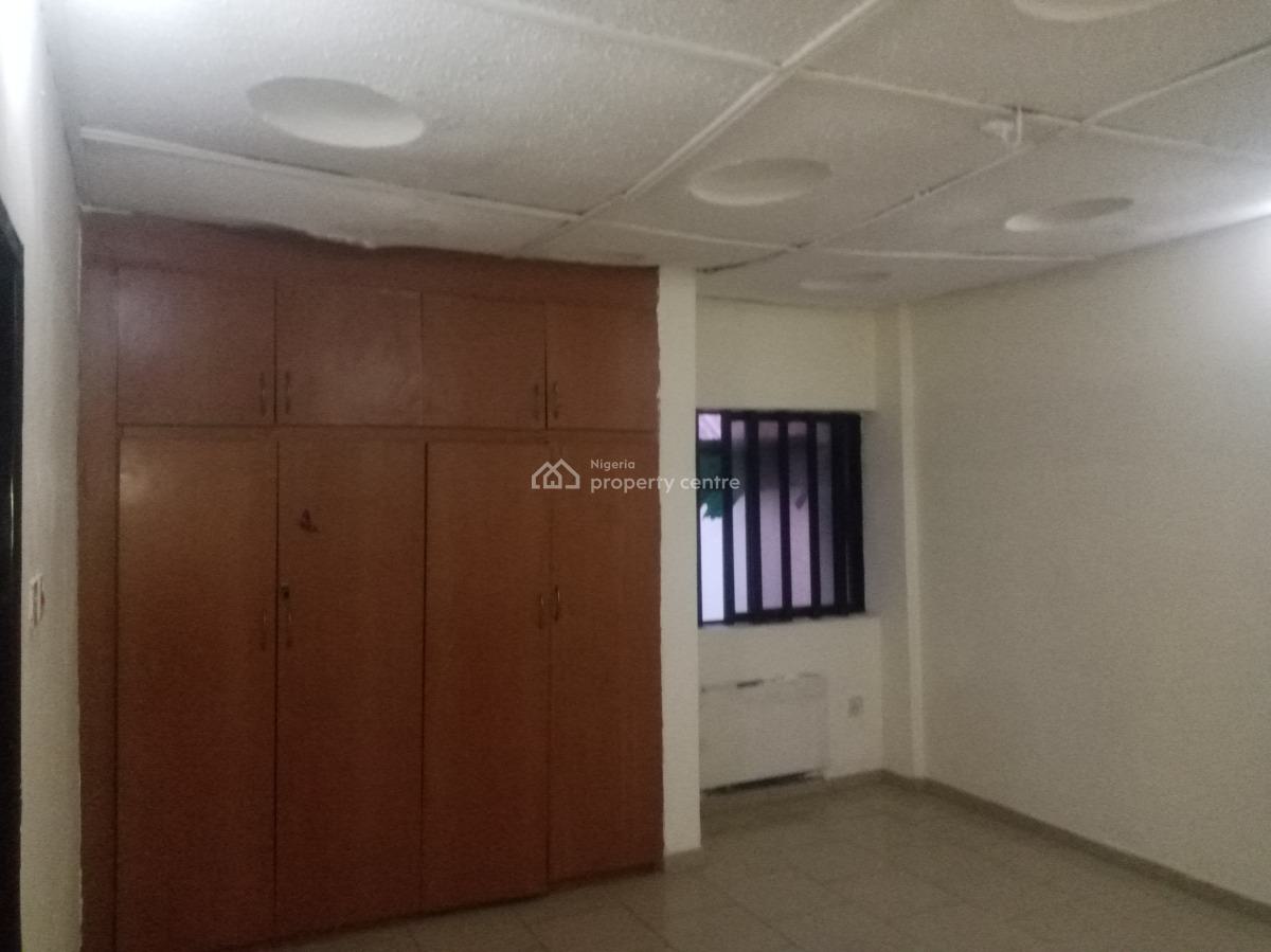Clean Luxury Spacious 3 Bedroom Apartment, Wuse 2, Abuja, Flat / Apartment for Rent
