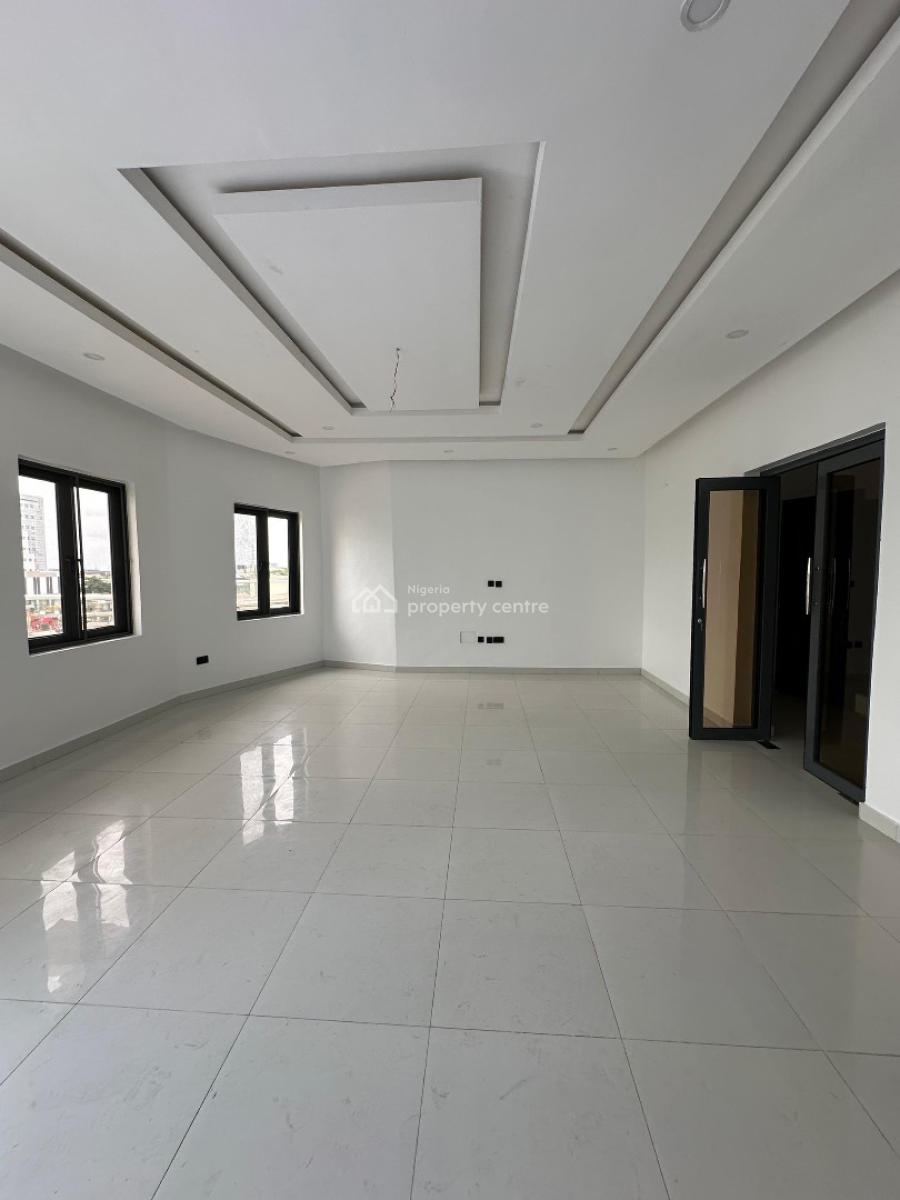 Spaciously Built 2bedroom Apartment with Elevator, Lekki Phase 1, Lekki, Lagos, Flat / Apartment for Rent