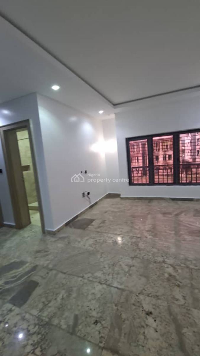 Tastefully Finished Spacious Standard Built 4 Bedrooms, Gilmor, Jahi, Abuja, Terraced Duplex for Rent