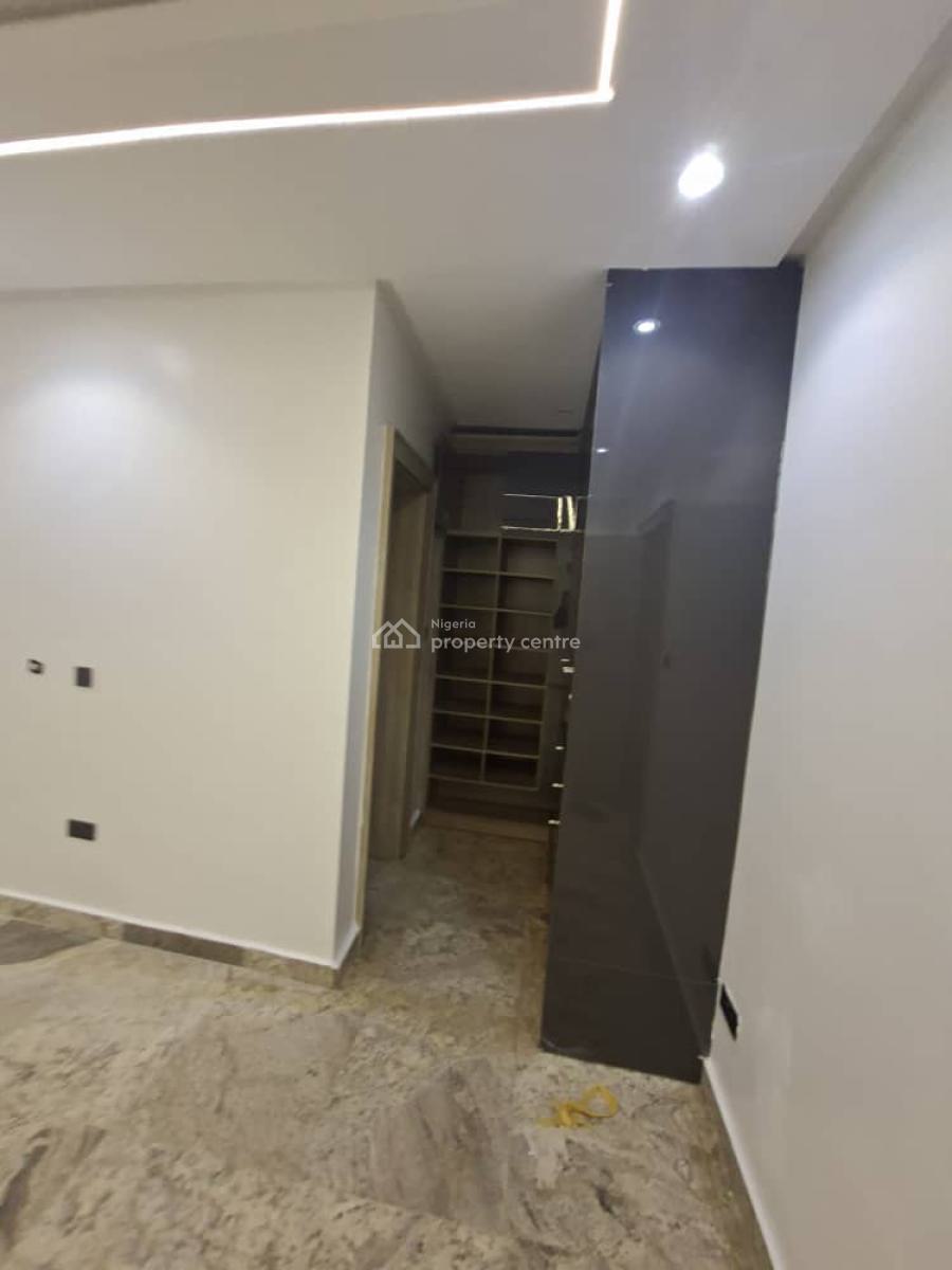 Tastefully Finished Spacious Standard Built 4 Bedrooms, Gilmor, Jahi, Abuja, Terraced Duplex for Rent