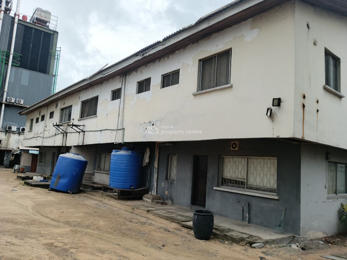 8 Bedrooms Office Building with Bq, Victoria Island (vi), Lagos, Office Space for Rent
