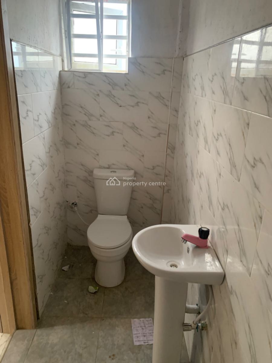Luxury Mini Flat, Olowora, Magodo, Lagos, Mini Flat (room and Parlour) for Rent