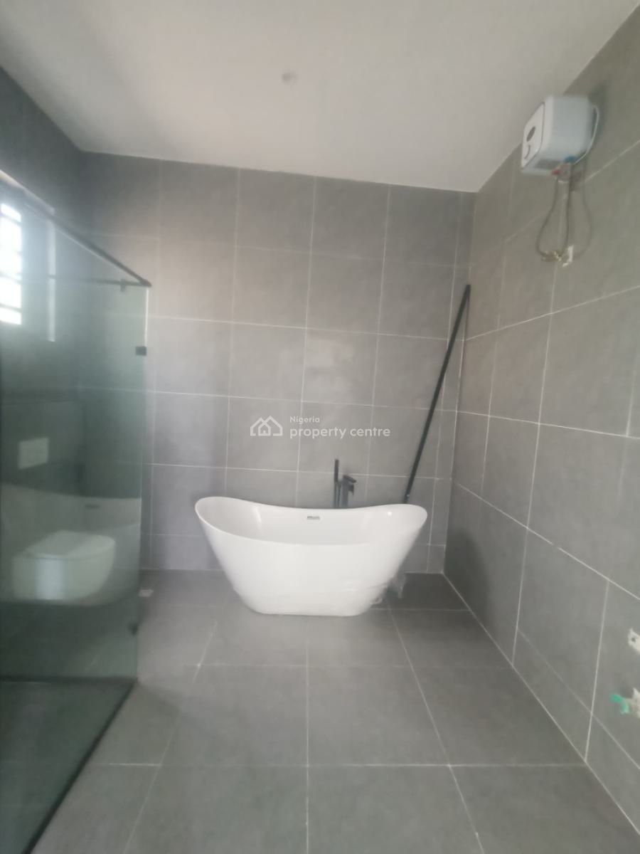 Standard and Homely 5bedroom Duplex, Thomas Estate, Ajah, Lagos, Flat / Apartment for Sale