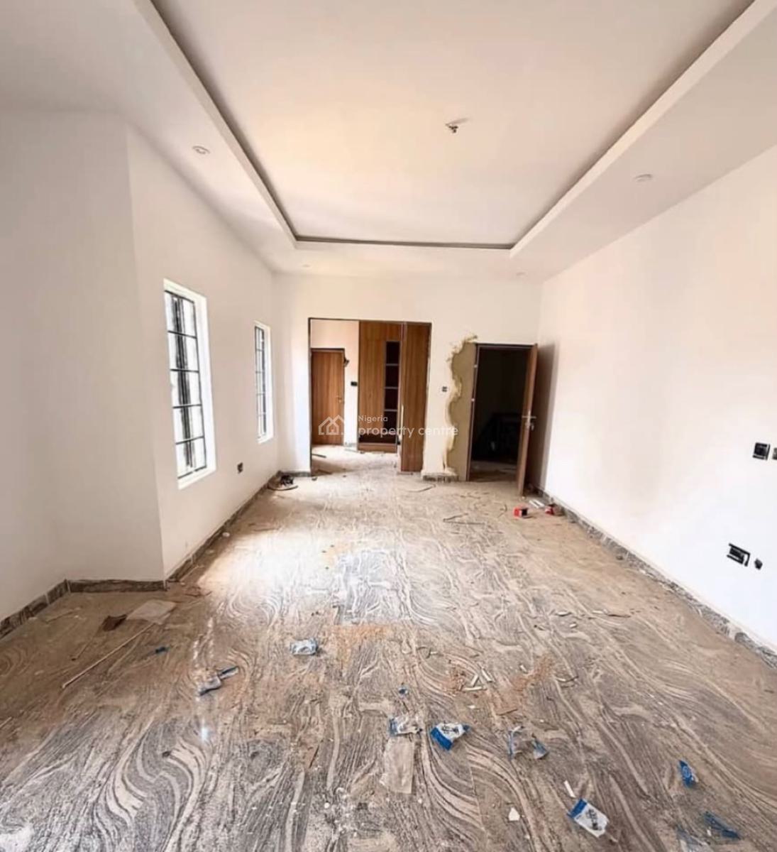 5-bedroom Terrace Duplex, Guzape District, Abuja, Terraced Duplex for Sale