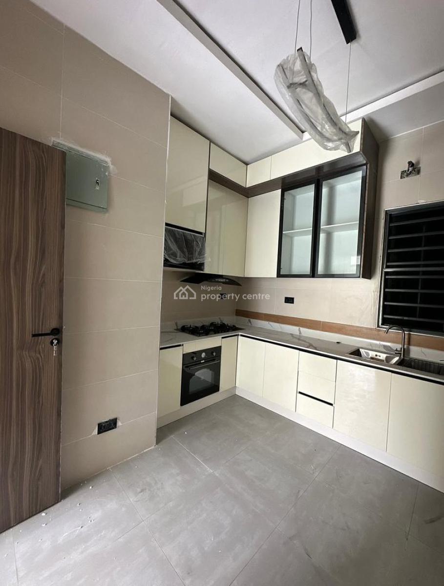 3 Bedroom Apartment, Lekki Phase 1, Lekki, Lagos, Flat / Apartment for Rent