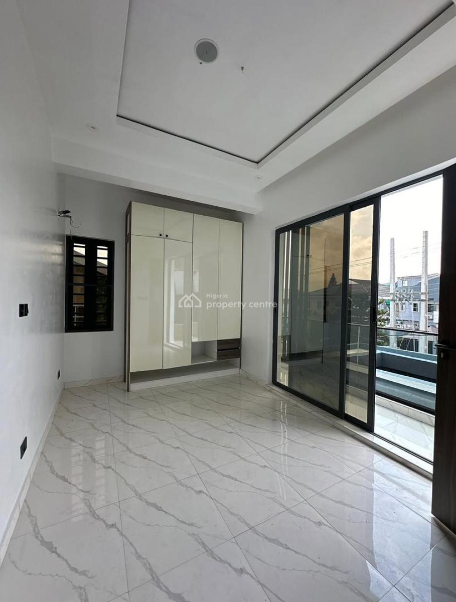 3 Bedroom Apartment, Lekki Phase 1, Lekki, Lagos, Flat / Apartment for Rent