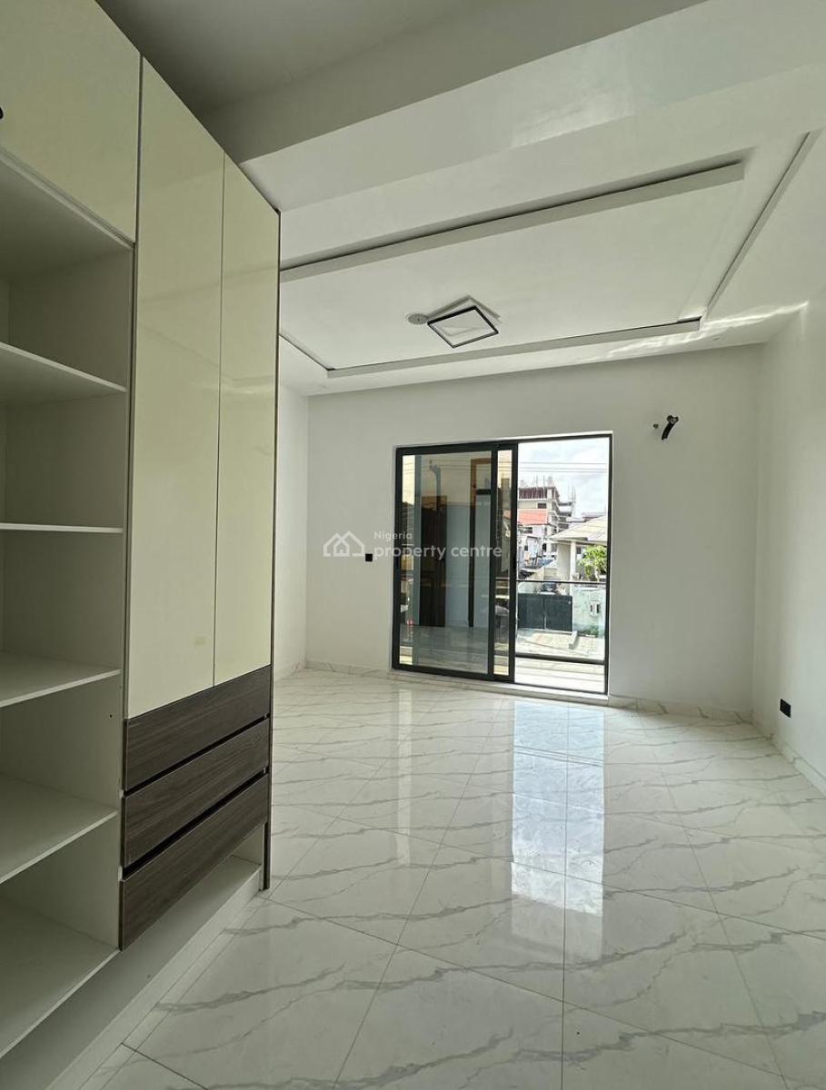 3 Bedroom Apartment, Lekki Phase 1, Lekki, Lagos, Flat / Apartment for Rent