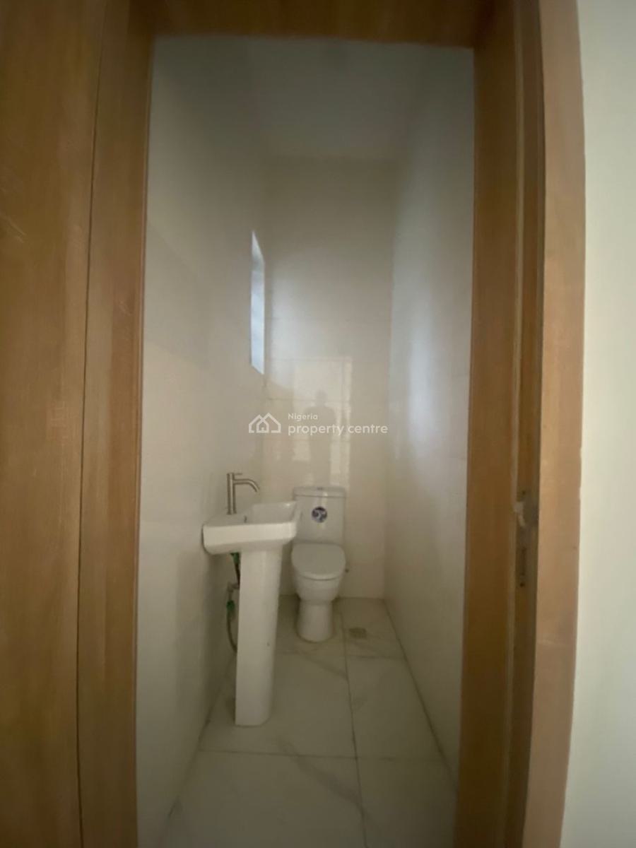 4 Bedroom Semi Detached with Bq, Vgc, Lekki, Lagos, Semi-detached Duplex for Sale
