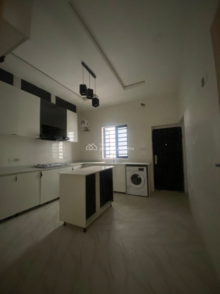 4 Bedroom Semi Detached with Bq, Vgc, Lekki, Lagos, Semi-detached Duplex for Sale