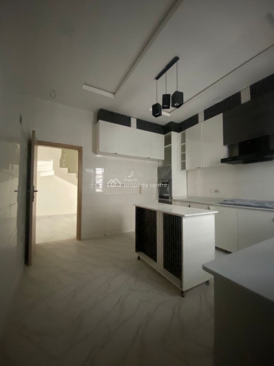 4 Bedroom Semi Detached with Bq, Vgc, Lekki, Lagos, Semi-detached Duplex for Sale