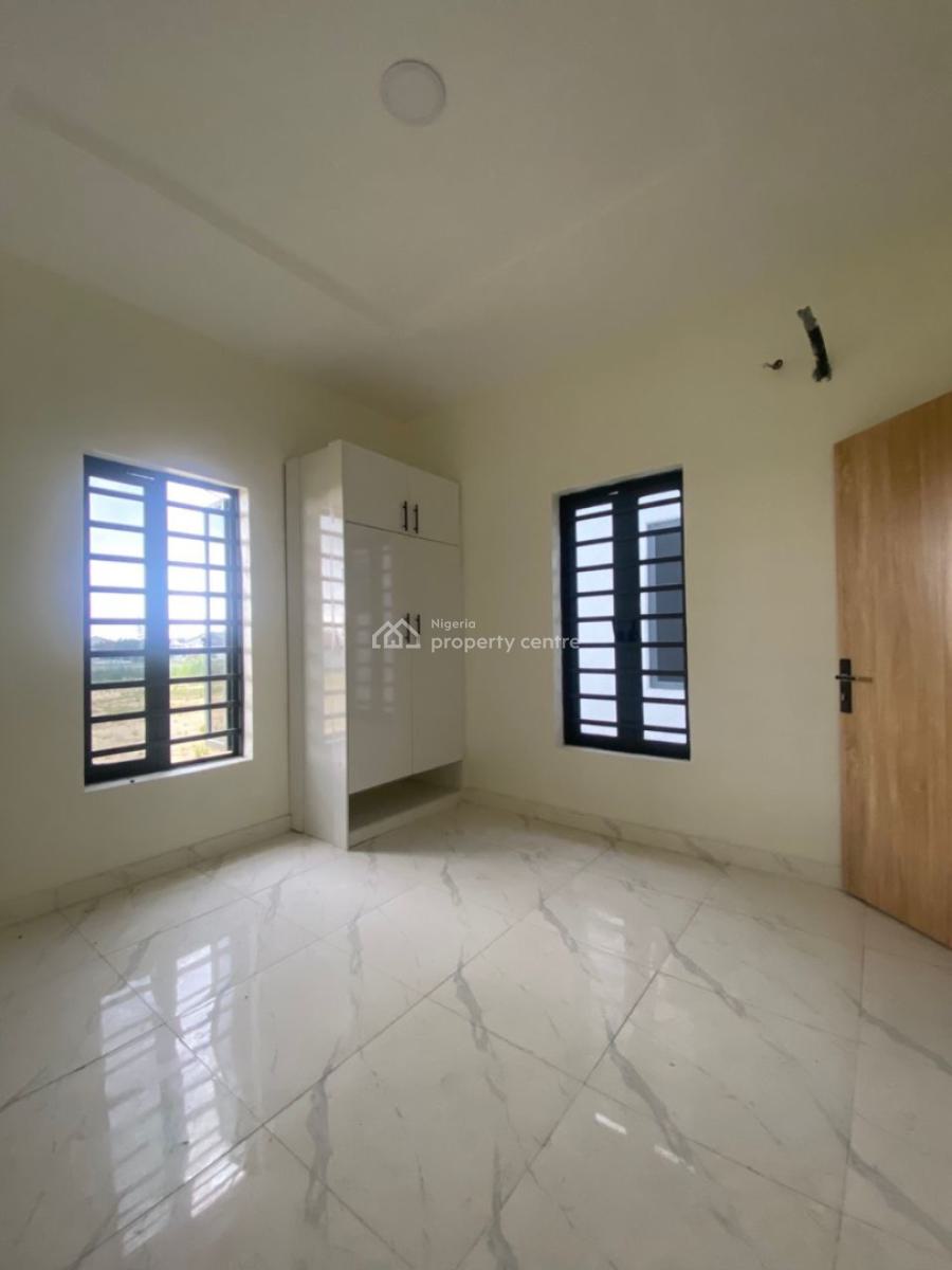 4 Bedroom Semi Detached with Bq, Vgc, Lekki, Lagos, Semi-detached Duplex for Sale