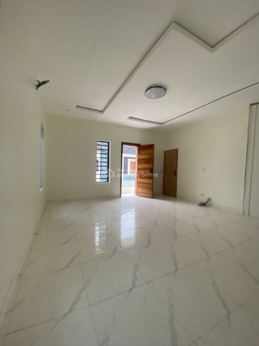 4 Bedroom Semi Detached with Bq, Vgc, Lekki, Lagos, Semi-detached Duplex for Sale