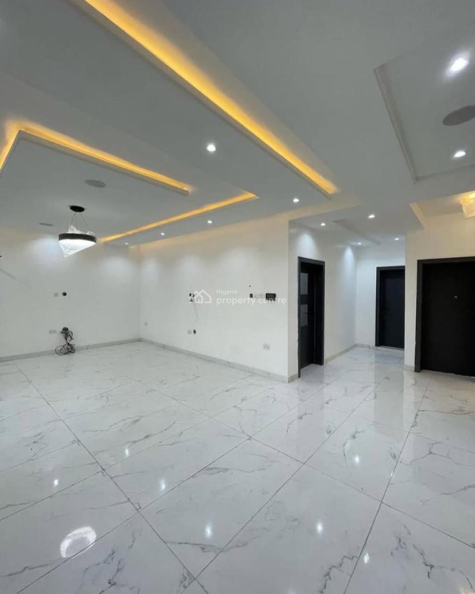 4 Bedroom Massionette, Lekki Phase 1, Lekki, Lagos, Flat / Apartment for Sale
