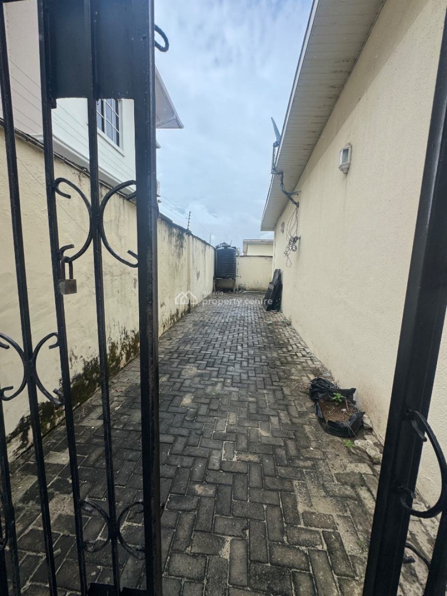 4 Bedroom Bungalow Fully Serviced Estate with Pool Gym Playground, Orchid Road, Lekki, Lagos, Semi-detached Bungalow for Sale