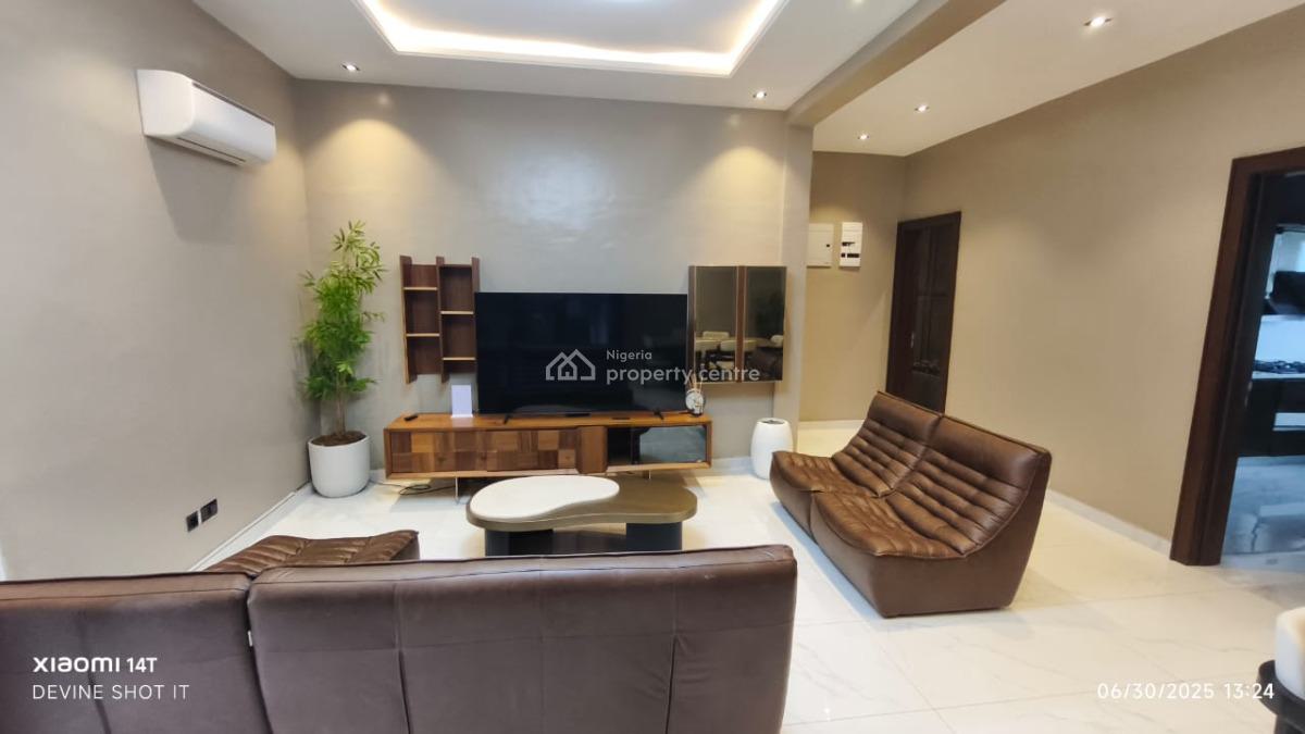 Luxury 2 Bedroom Penthouse with Bq in Secured Estate, Off Admiralty Road, Lekki Phase 1, Lekki, Lagos, Flat / Apartment for Sale