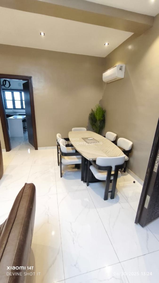 Luxury 2 Bedroom Penthouse with Bq in Secured Estate, Off Admiralty Road, Lekki Phase 1, Lekki, Lagos, Flat / Apartment for Sale