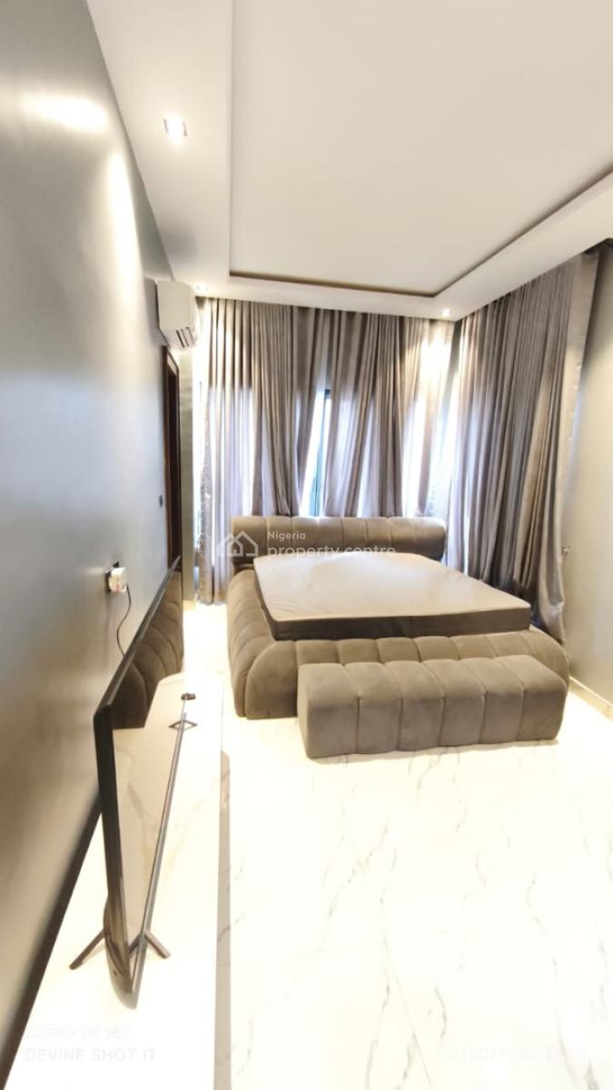 Luxury 2 Bedroom Penthouse with Bq in Secured Estate, Off Admiralty Road, Lekki Phase 1, Lekki, Lagos, Flat / Apartment for Sale