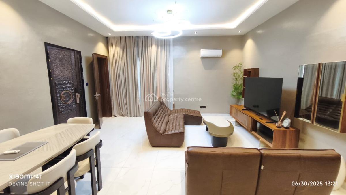 Luxury 2 Bedroom Penthouse with Bq in Secured Estate, Off Admiralty Road, Lekki Phase 1, Lekki, Lagos, Flat / Apartment for Sale